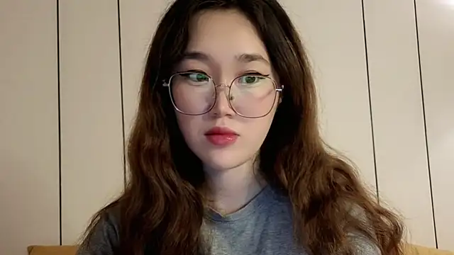 Jennatyan online show from 28, 5, 2026