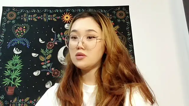 Jennatyan online show from 22, 9, 2025