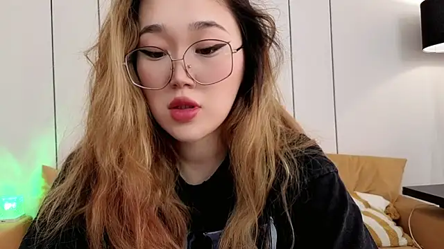 Snapshot of Jennatyan chatting on 28, 2, 2026 Jennatyan online show from 28, 2, 2026