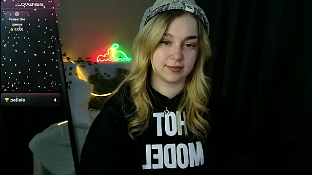 Snapshot of Mel_Nelson chatting on 22, 5, 2026 Mel Nelson online show from 22, 5, 2026