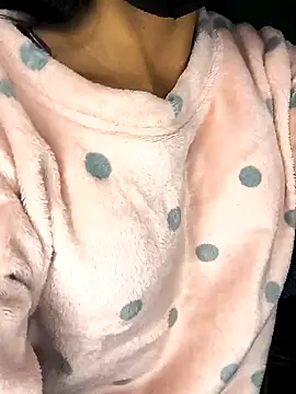 Snapshot of cute_simmy0 chatting on 15, 1, 2025 cute simmy0 online show from 15, 1, 2025