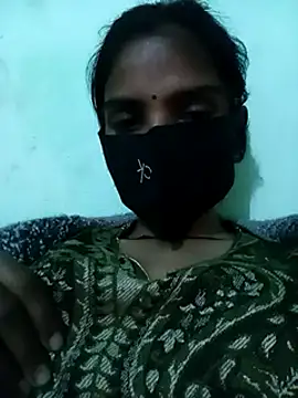 Snapshot of cute_simmy0 chatting on 23, 12, 2024 cute simmy0 online show from 23, 12, 2024