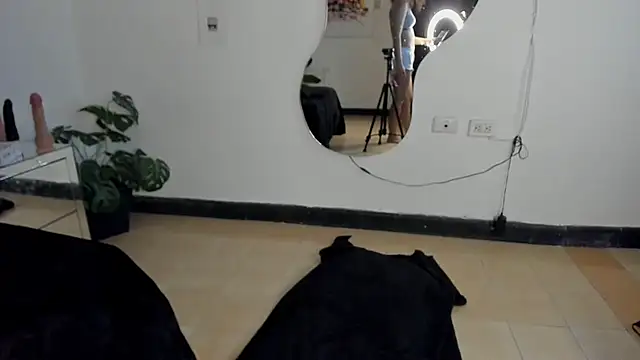 Milanxht online show from 18, 3, 2025