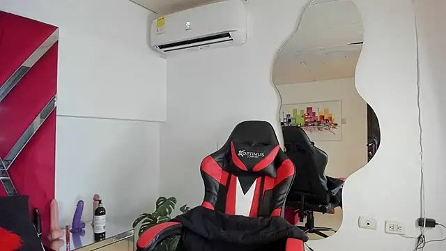 Milanxht online show from 9, 3, 2025