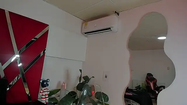 Milanxht online show from 30, 9, 2025