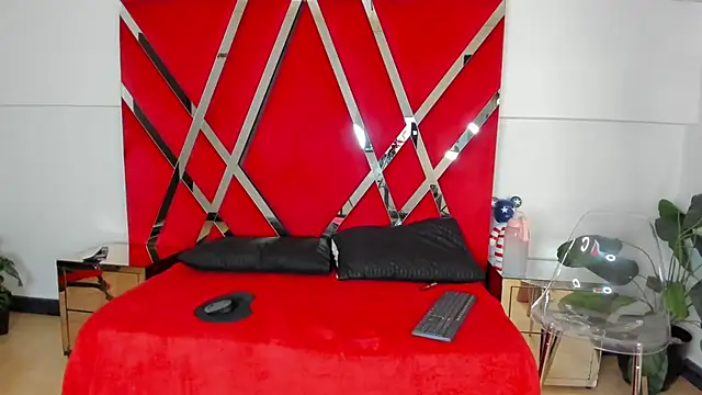 Milanxht online show from 16, 10, 2025