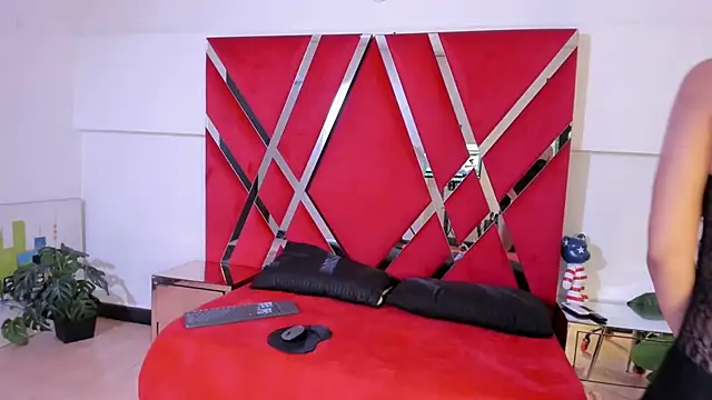 Milanxht online show from 10, 10, 2025