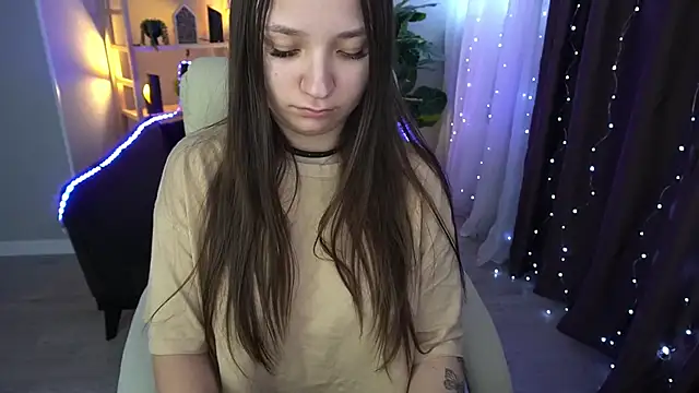 ElysLunar online show from 9, 1, 2025