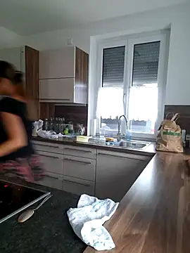 Hexe12346 online show from 16, 9, 2025