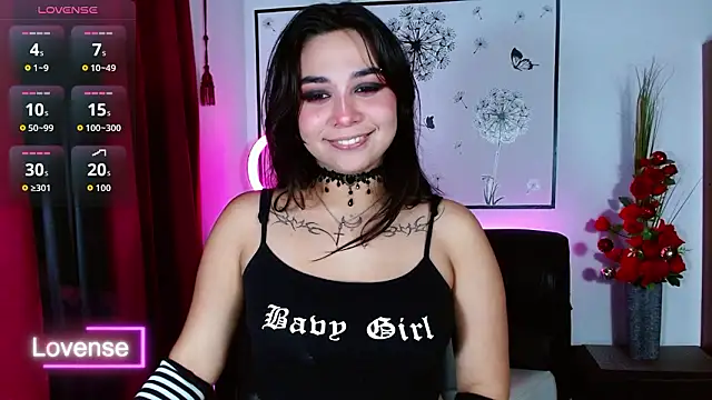 Snapshot of Lune_Claire chatting on 4, 2, 2026 Lune Claire online show from 4, 2, 2026