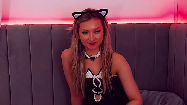 MiaNixan online show from 13, 3, 2025