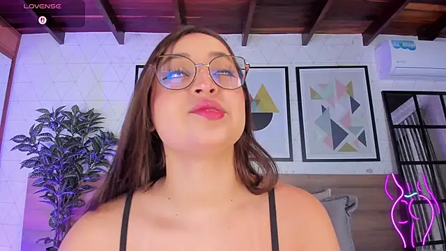 MiaKay1 online show from 15, 1, 2026