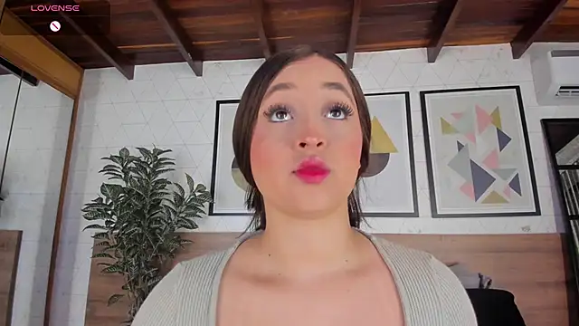 MiaKay1 online show from 9, 11, 2025