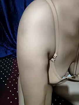 kaveerpooja947 online show from 26, 3, 2026