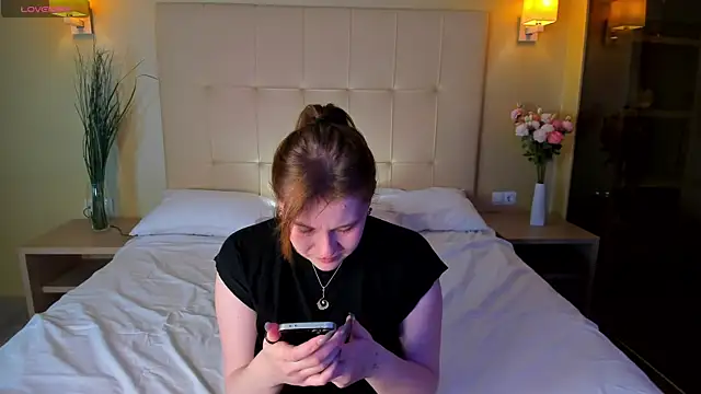 Colleen Blake online show from 20, 10, 2025