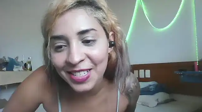 Gabrielleof online show from 6, 1, 2025