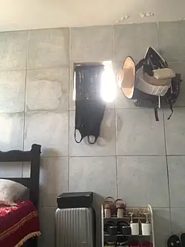 Gabrielleof online show from 31, 10, 2025