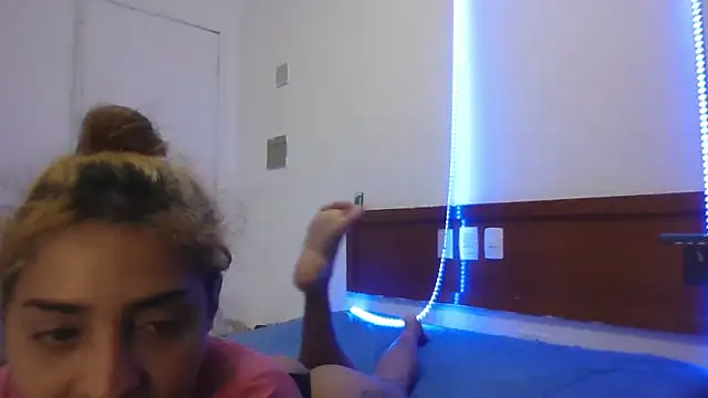 Gabrielleof online show from 25, 1, 2025