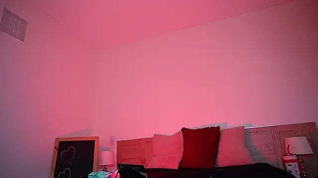 Snapshot of Tiffany_sander chatting on 16, 11, 2025 Tiffany sander online show from 16, 11, 2025