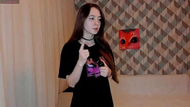 EvaBradley online show from 2, 3, 2025