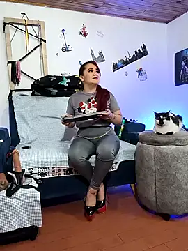 keila j online show from 24, 4, 2026