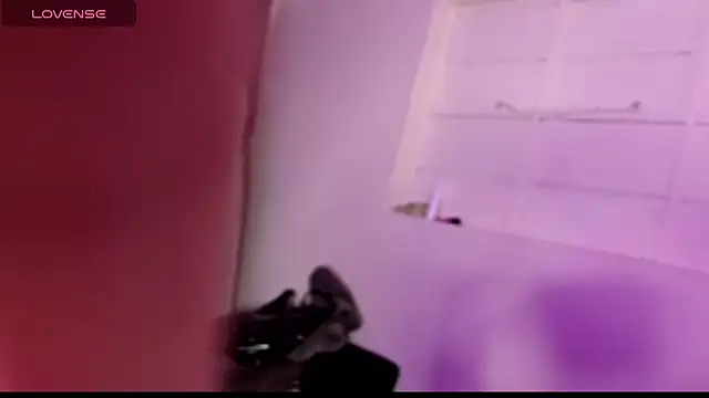 Snapshot of Cloe_five chatting on 15, 10, 2025 Cloe five online show from 15, 10, 2025