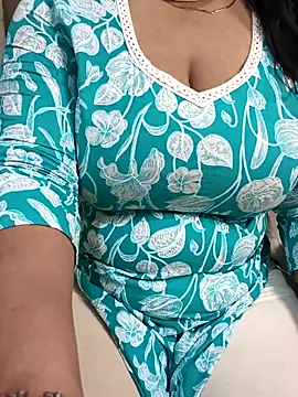 Anamika Kapoor online show from 14, 10, 2025