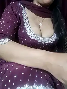 Anamika Kapoor online show from 28, 2, 2025