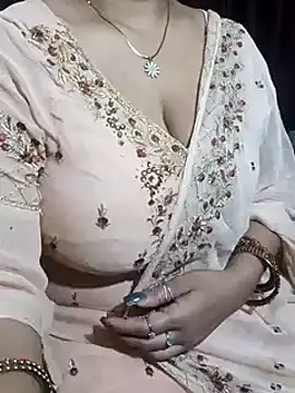 Anamika Kapoor online show from 5, 3, 2025