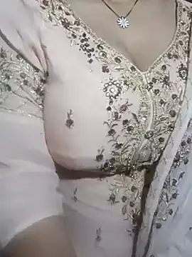 Anamika Kapoor online show from 5, 3, 2025