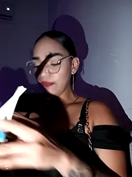 Sara-77 online show from 9, 9, 2025