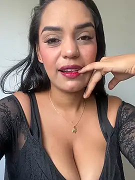 Sara-77 online show from 4, 3, 2026