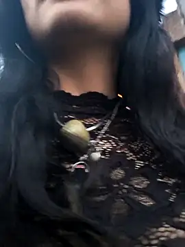 Lila Desiree online show from 10, 11, 2025