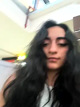 Lila Desiree online show from 6, 11, 2025