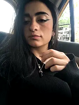 Lila Desiree online show from 12, 11, 2025