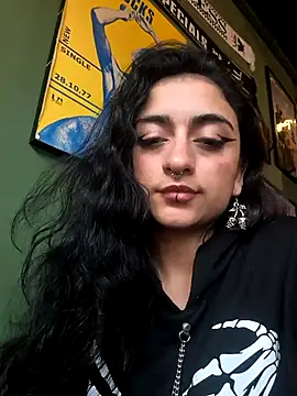 Lila Desiree online show from 25, 2, 2026