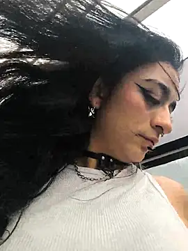 Lila Desiree online show from 13, 9, 2025