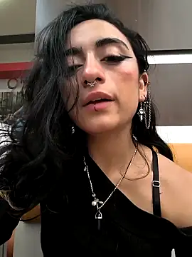 Lila Desiree online show from 13, 10, 2025