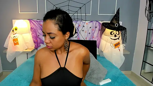 Kamila-Kane online show from 28, 10, 2025