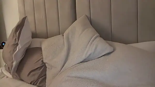 maisiesmithx online show from 1, 2, 2025