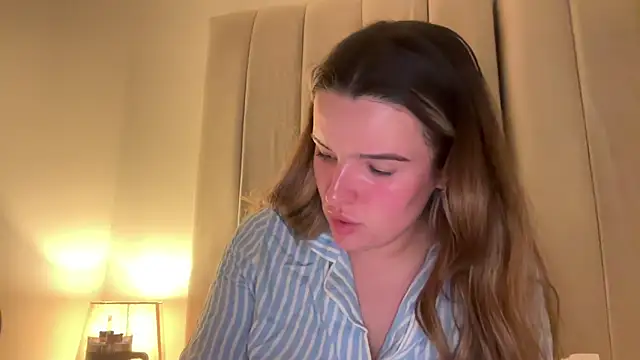 maisiesmithx online show from 8, 4, 2026