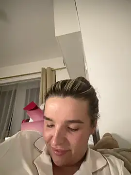 maisiesmithx online show from 8, 10, 2025