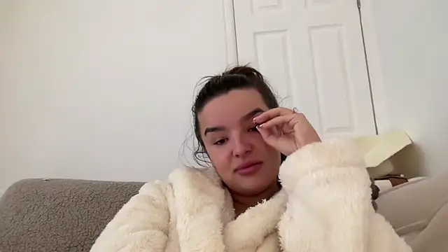 maisiesmithx online show from 4, 2, 2025