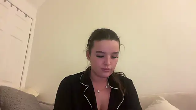 maisiesmithx online show from 2, 2, 2025