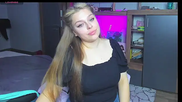 angel stella online show from 9, 2, 2025