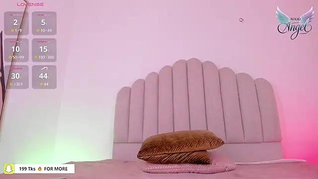 Nikki Angel  online show from 21, 9, 2025