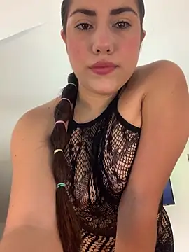 Scarlett 00  online show from 5, 3, 2026
