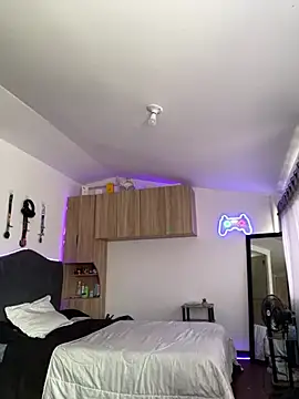 sue   0 online show from 2, 3, 2025