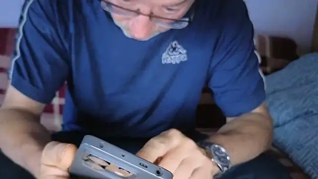 Snapshot of loverboyxxx69 chatting on 25, 9, 2025 loverboyxxx69 online show from 25, 9, 2025