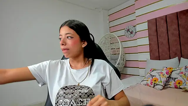 coraltaylor online show from 15, 12, 2024